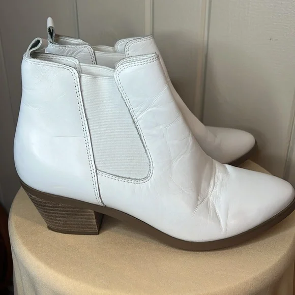 Marc Fisher Jayli Ankle Boot Size 8 - Picture 4 of 12